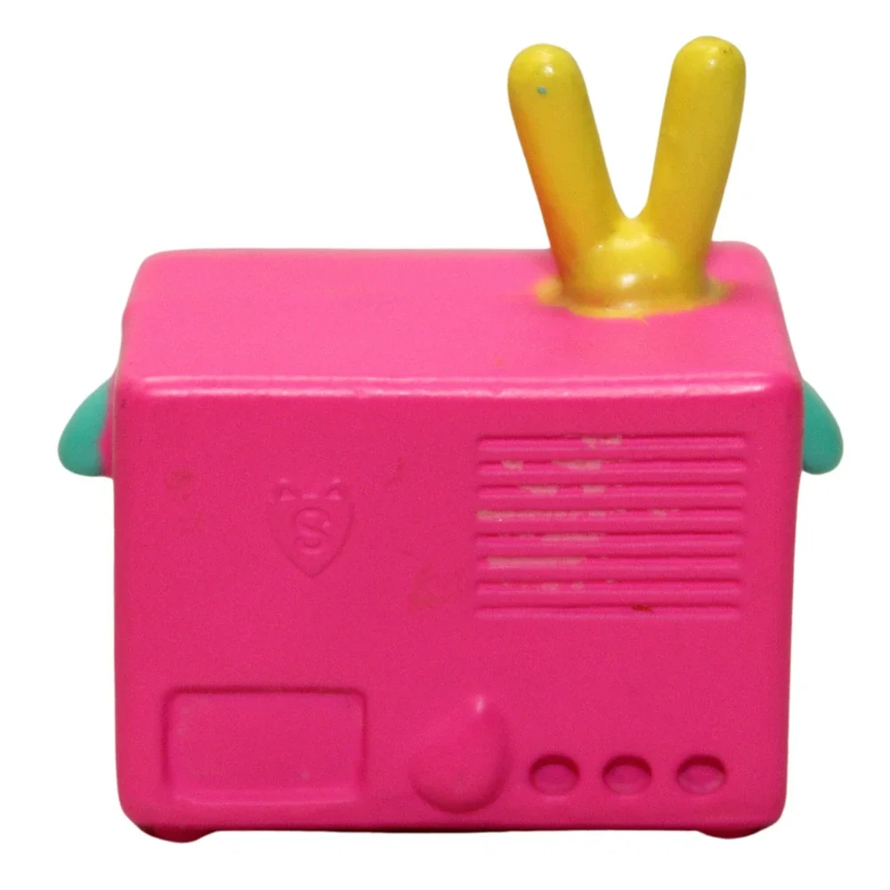 Shopkins Happy Places Home Puppy Parlor Hot Pink TV #18 Blind Bag Variant